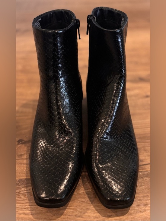 a new day Shoes - A New Day Delilah Black Snake Booties – Size 6 | NWOT | Side Zip